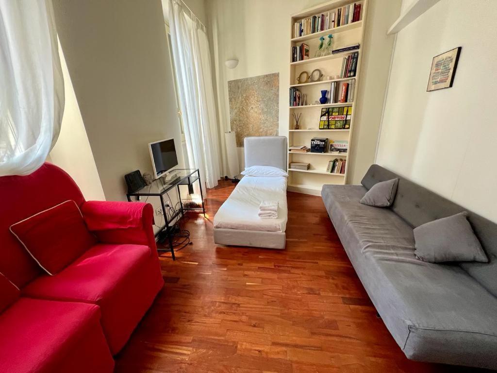 Ticinese 38 - Incantevole Appartamento Nel Centro Milaan Buitenkant foto